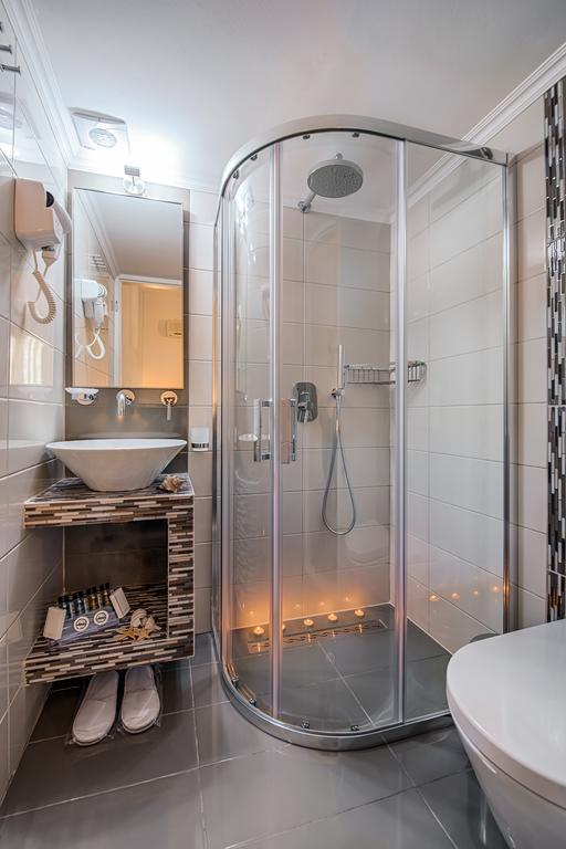Kokona Hotel Sými Luaran gambar